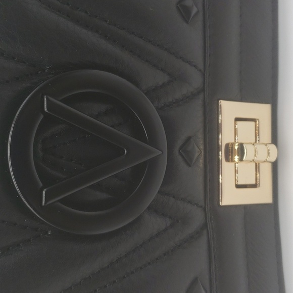 1340- Valentino Posh by Mario Valentino Made In Italy Italian Leather NWT - Picture 8 of 13